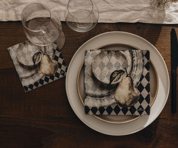 Manor Road Pear & Plate Luncheon Napkin 20pk